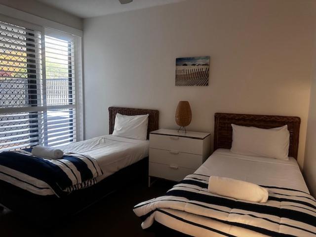 Kings Row Apartments Caloundra Dış mekan fotoğraf